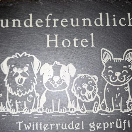Stadt-Gut-Hotel Rheinischer Hof Essen Ngoại thất bức ảnh