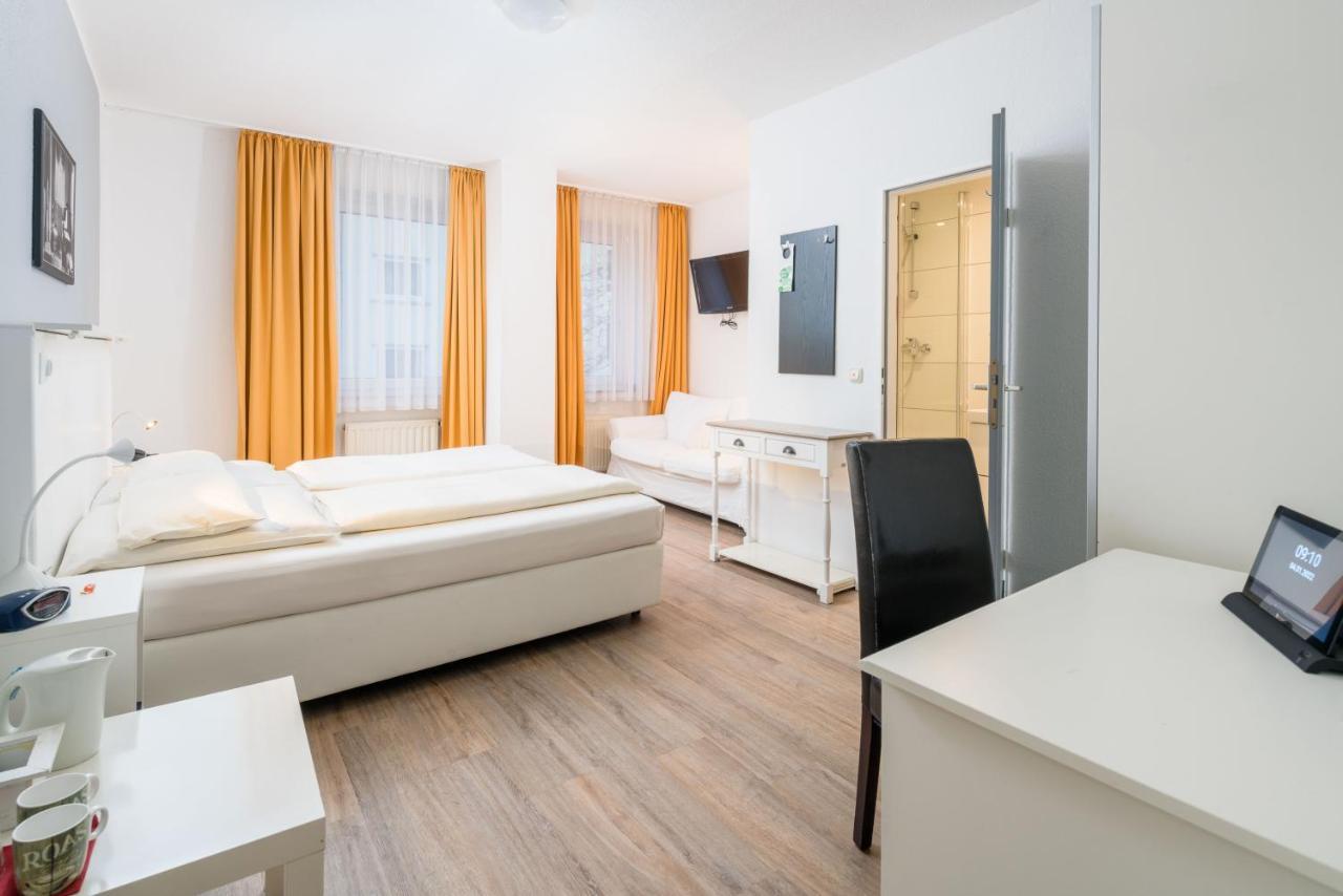 Stadt-Gut-Hotel Rheinischer Hof Essen Ngoại thất bức ảnh