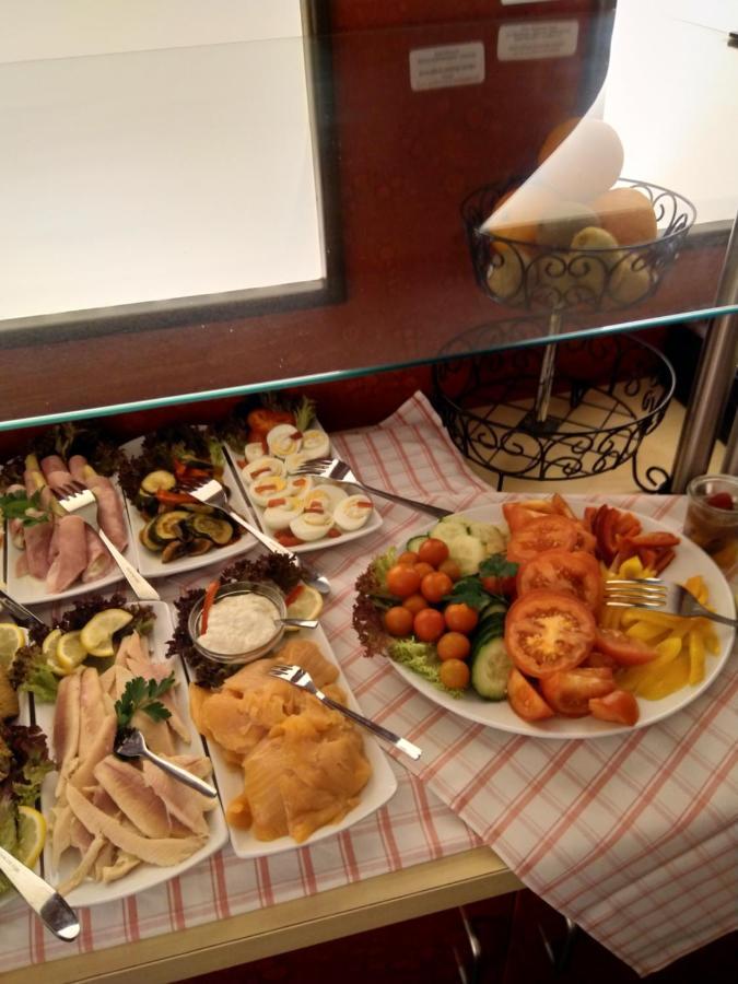 Stadt-Gut-Hotel Rheinischer Hof Essen Ngoại thất bức ảnh