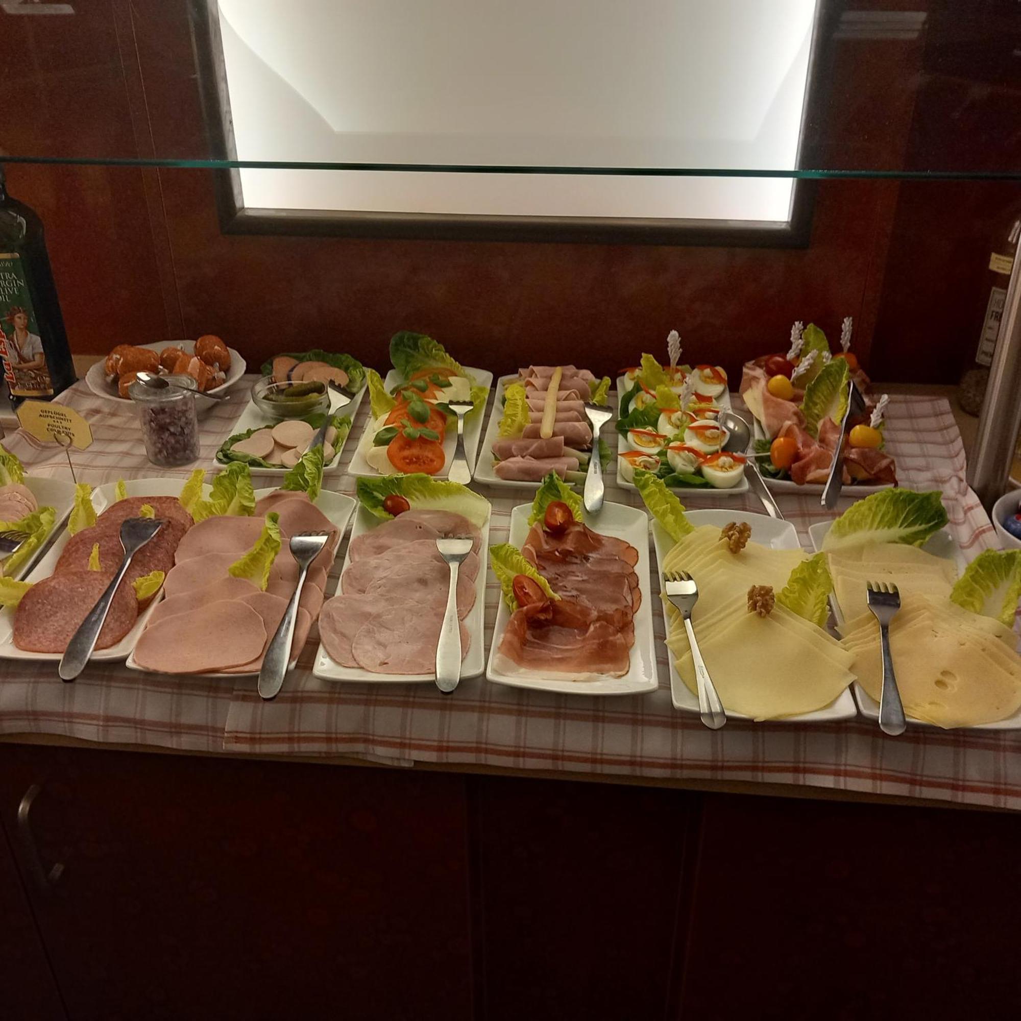 Stadt-Gut-Hotel Rheinischer Hof Essen Ngoại thất bức ảnh