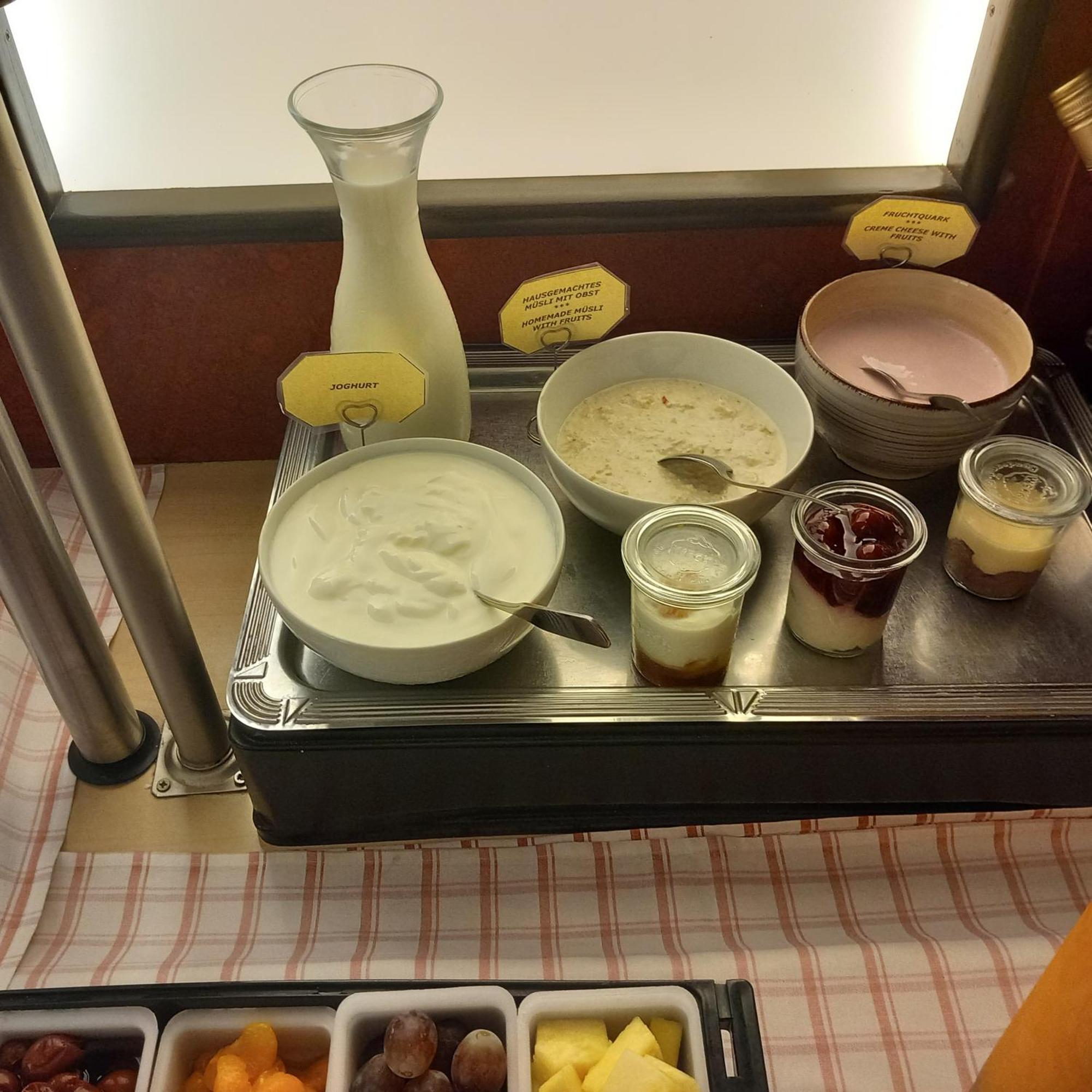 Stadt-Gut-Hotel Rheinischer Hof Essen Ngoại thất bức ảnh
