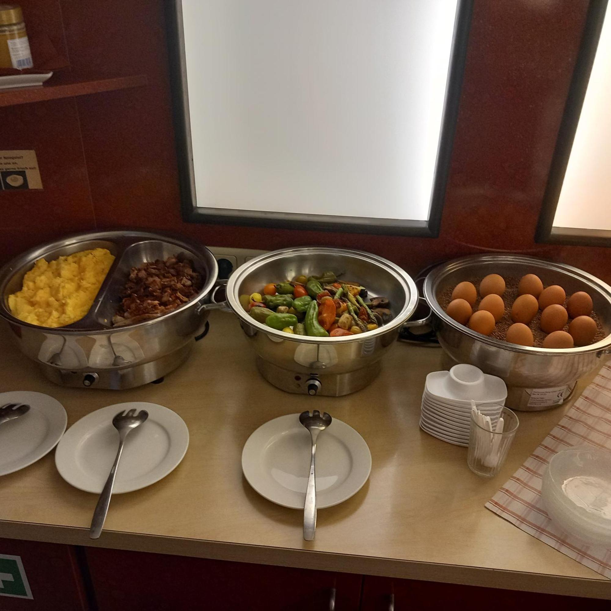 Stadt-Gut-Hotel Rheinischer Hof Essen Ngoại thất bức ảnh