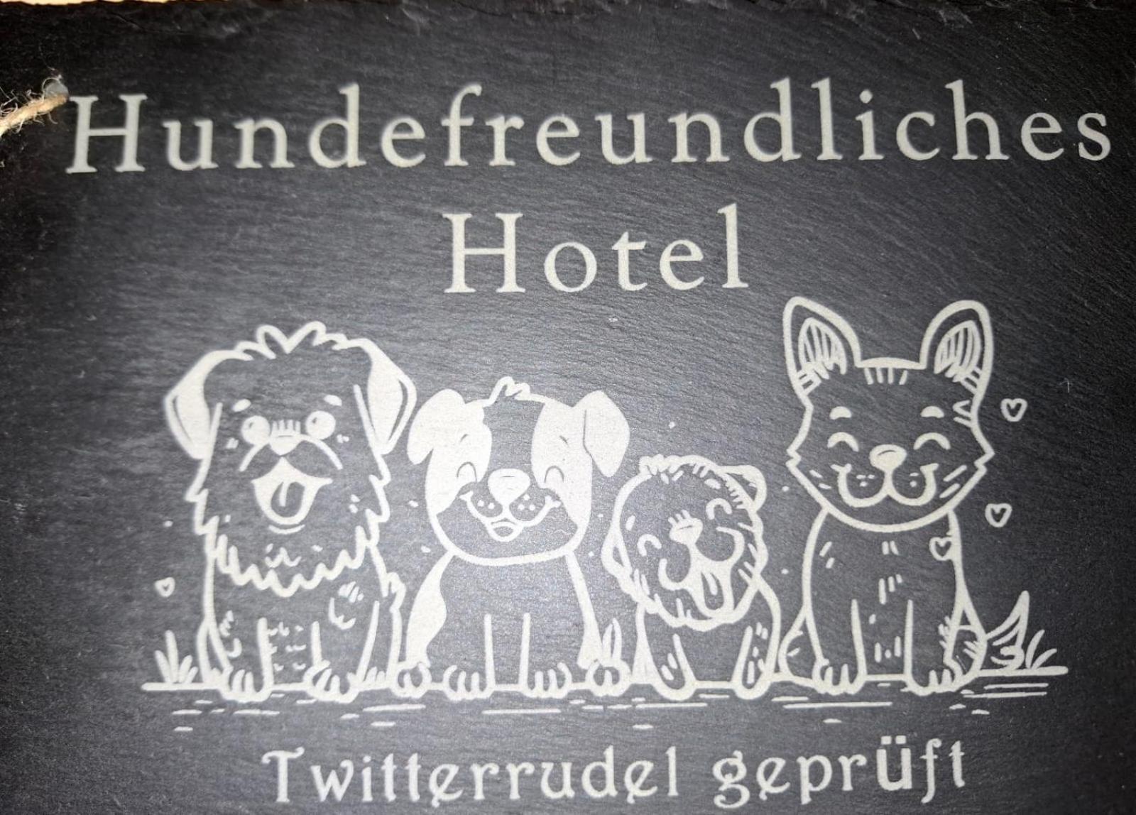 Stadt-Gut-Hotel Rheinischer Hof Essen Ngoại thất bức ảnh