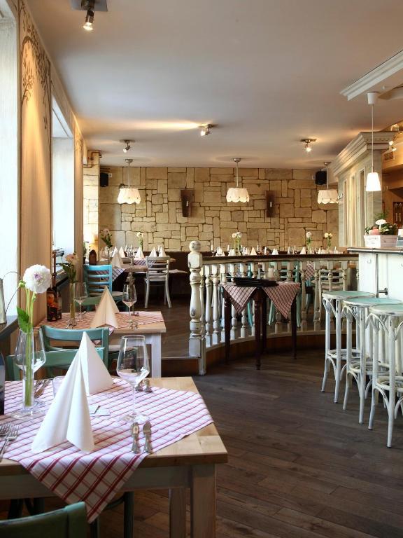 Stadt-Gut-Hotel Rheinischer Hof Essen Ngoại thất bức ảnh