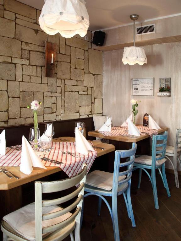Stadt-Gut-Hotel Rheinischer Hof Essen Ngoại thất bức ảnh